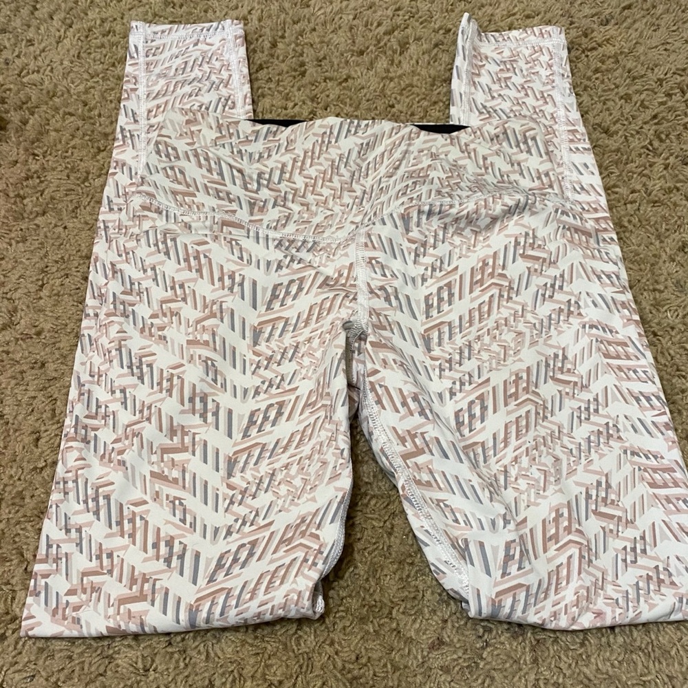 Victoria’s Secret leggings